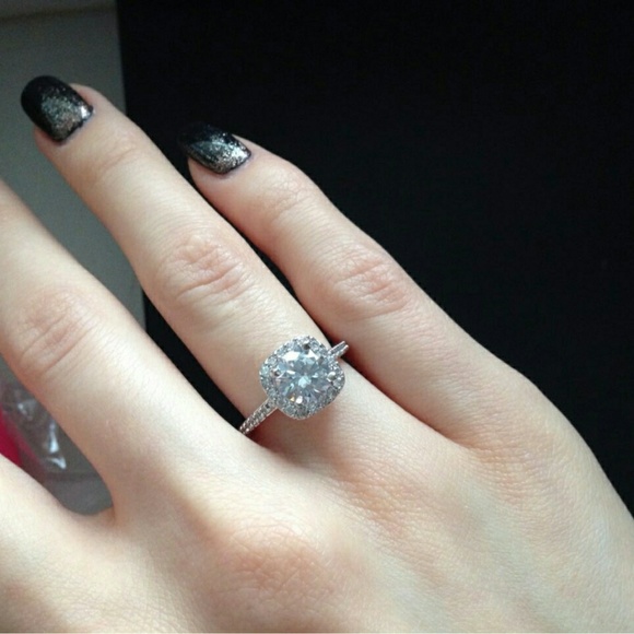 18k White Gold Diamond Cz Cushion Halo Ring - Picture 2 of 8